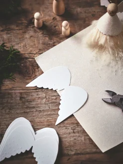 Discount Englevinger I Papir Dekorasjon