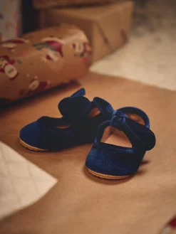 Fløyelssko 22/23 Strømper Og Sko