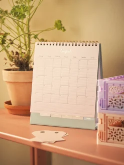 Outlet Månedlig Skrivebordskalender Skrivesaker