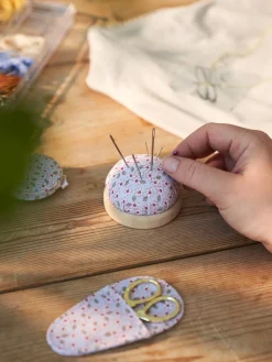 Online Nålepute Garn Og Sytilbehør