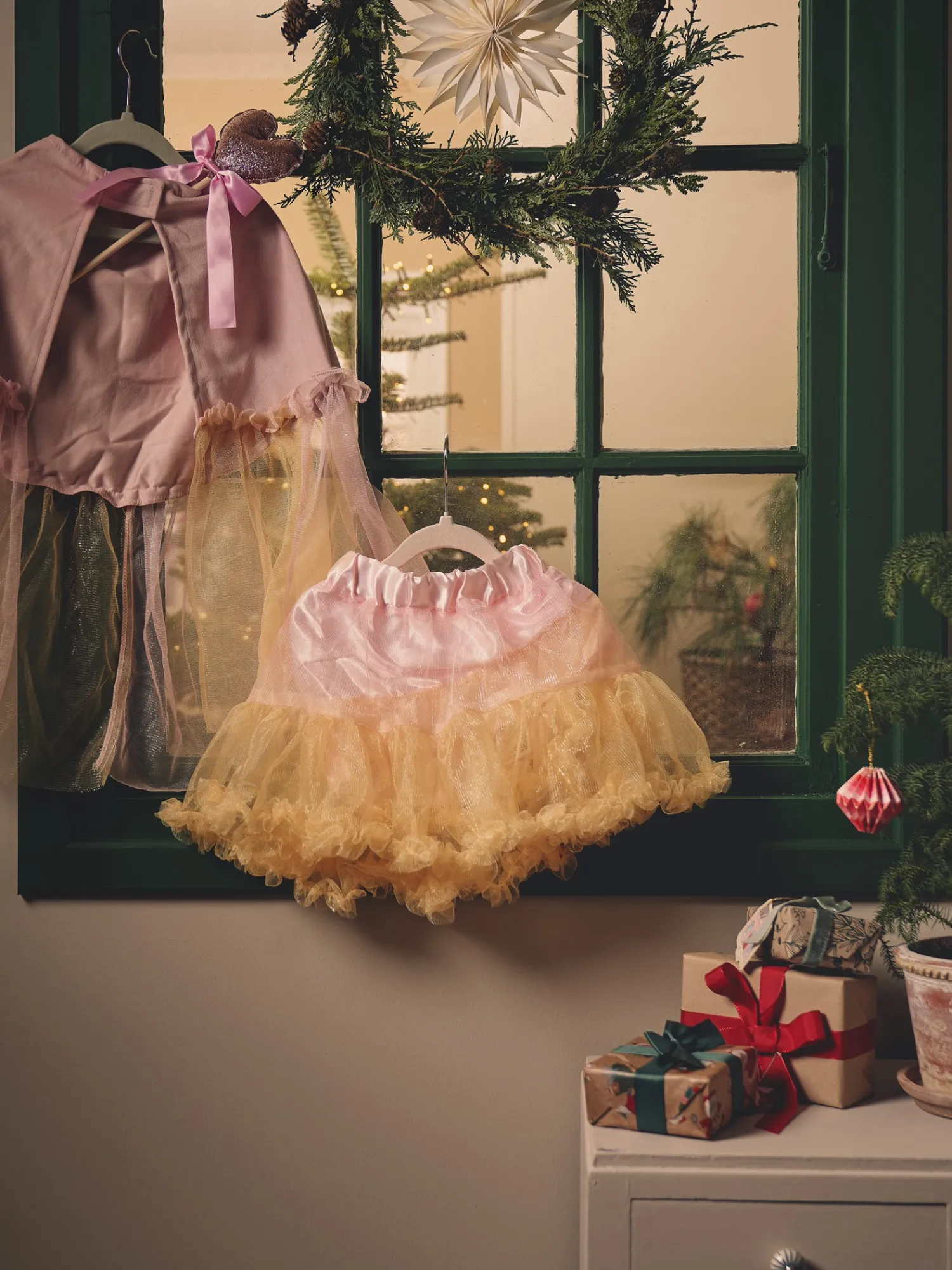 Best Skjørt Til Kostyme Kostymer