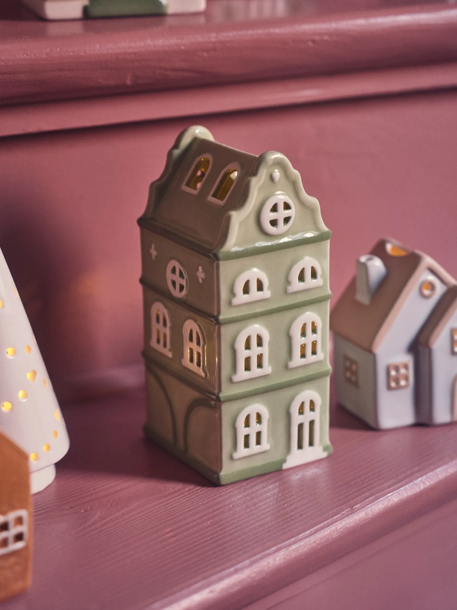 Telysholderhus Julepynt|Lysestaker